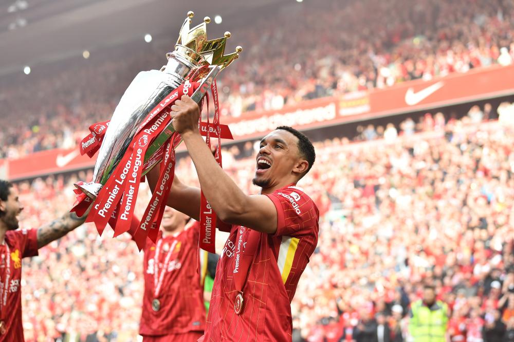 谁更胜一筹？美媒对比凯尔特人和湖人队史荣誉及数据