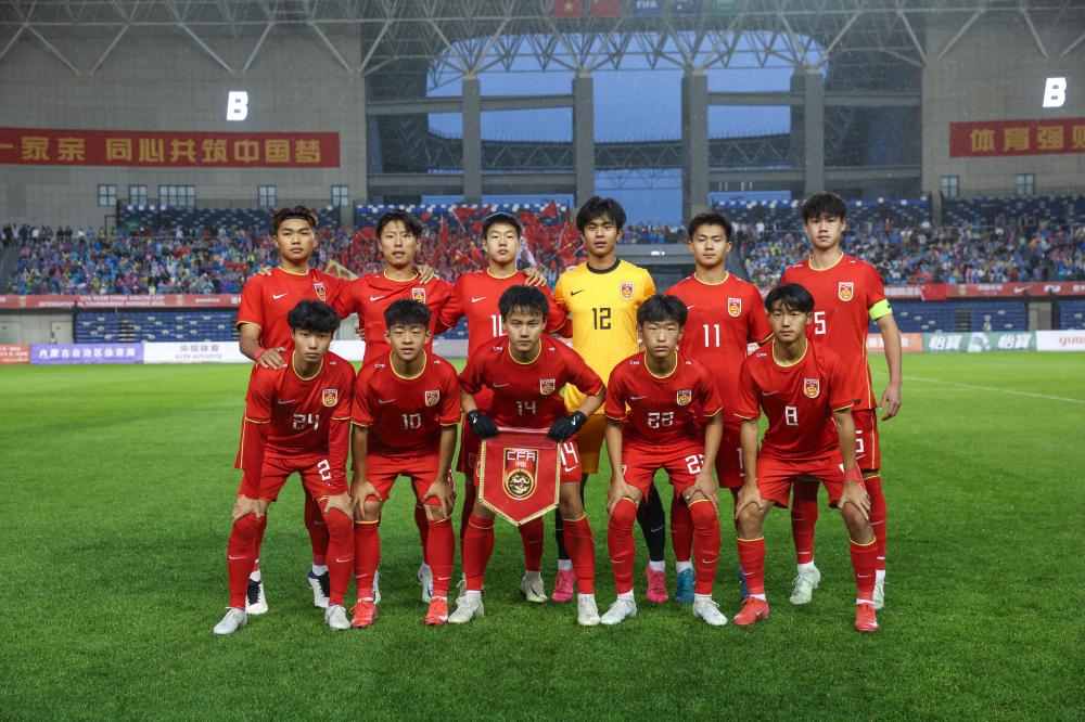 2025中超最佳教练候选：徐正源、斯卢茨基领衔，穆斯卡特无缘