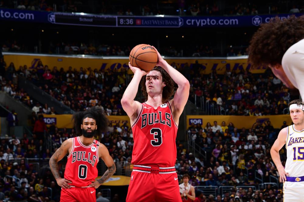 国安5-1送梅州降级，法比奥大四喜独享联赛金靴，张玉宁破门